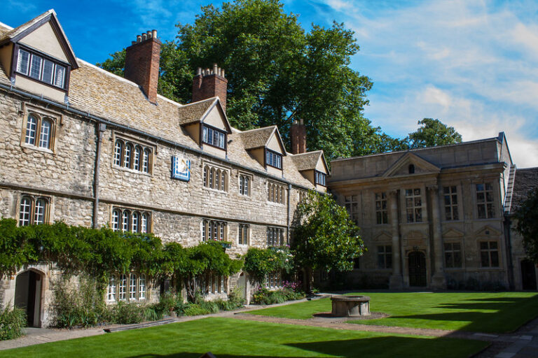 Oxford University - St Edmund Hall. Image courtesy of Simon Q.