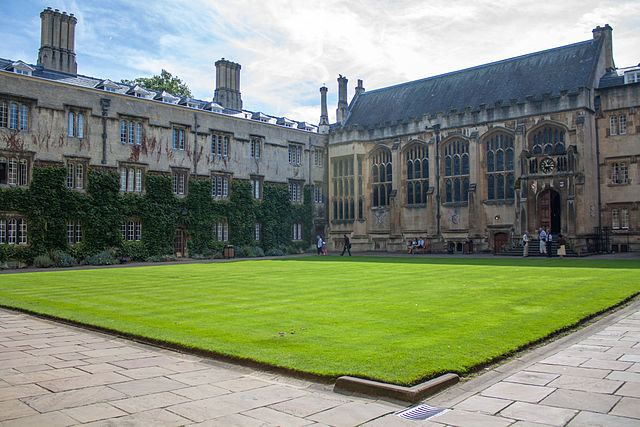Exeter College Quad. Image courtesy of Wikipedia.