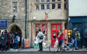Oxford Shopping: Alice's Shop