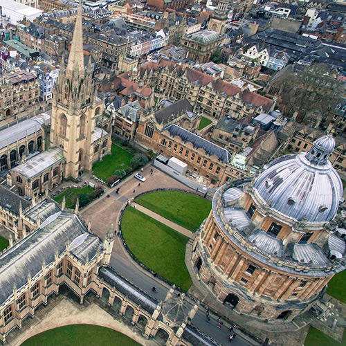 An aerial view of the city of Oxford