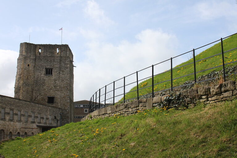 St George’s Tower in Oxford Castle. Image courtesy of Tejvan Pettinger