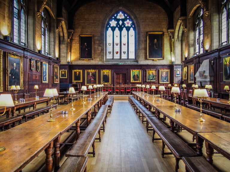 Dining Hall, Balliol College, Oxford. Image courtesy of Randy Connolly via Flickr Commons.