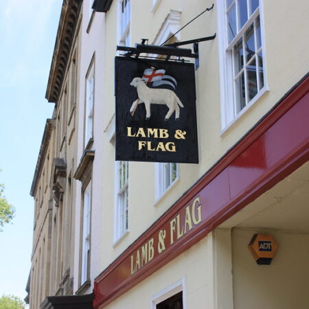 Oxford Pubs: Lamb & Flag - Image courtesy of Amy Wallace via Flickr Commons