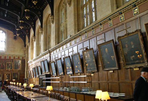 Harry Potter Filming Locations: Christ Church's Dining Hall. Photo courtesy of ChiralJon via Flickr Commons.